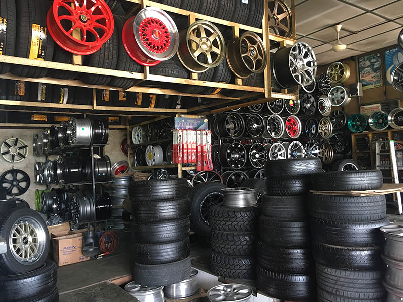 Vente de pneus auto et moto Tonneins